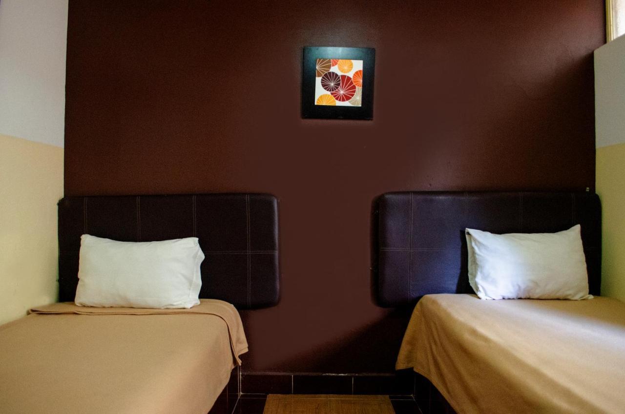 Hotel Paraiso Inn Tehuacan Bagian luar foto